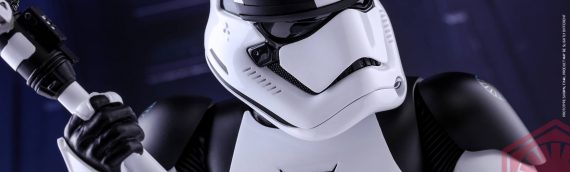 Hot Toys  – The Last Jedi Executioner Trooper Sixth Scale Figure