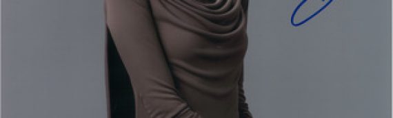 Star Wars Authentics – Laura Dern as Vice Admiral Holdo