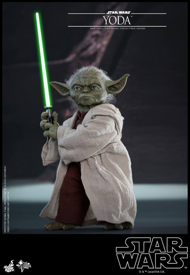 Hot Toys Yoda Sixth Scale Figure