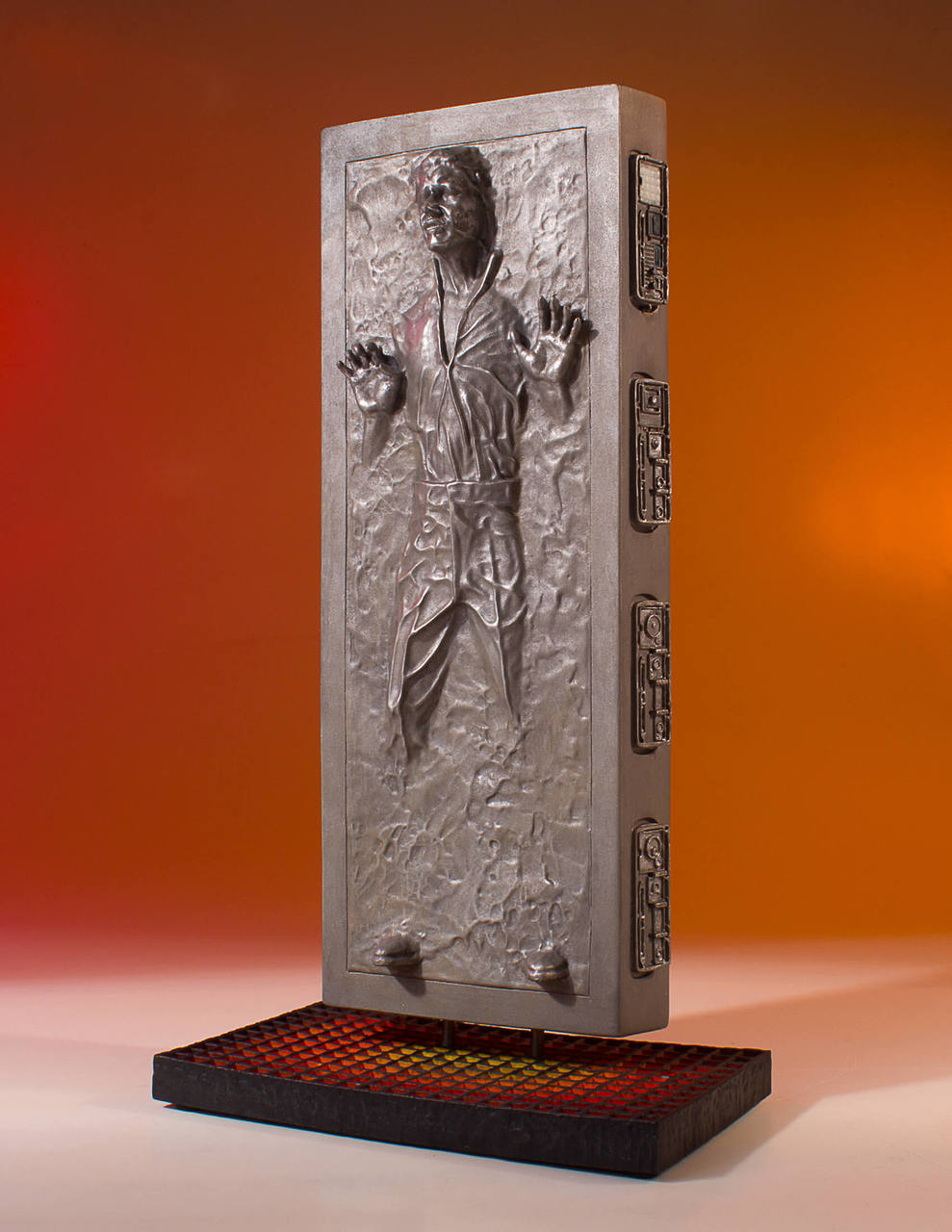 Gentle Giant Han Solo In Carbonite Collectors Gallery Statue Mintinbox