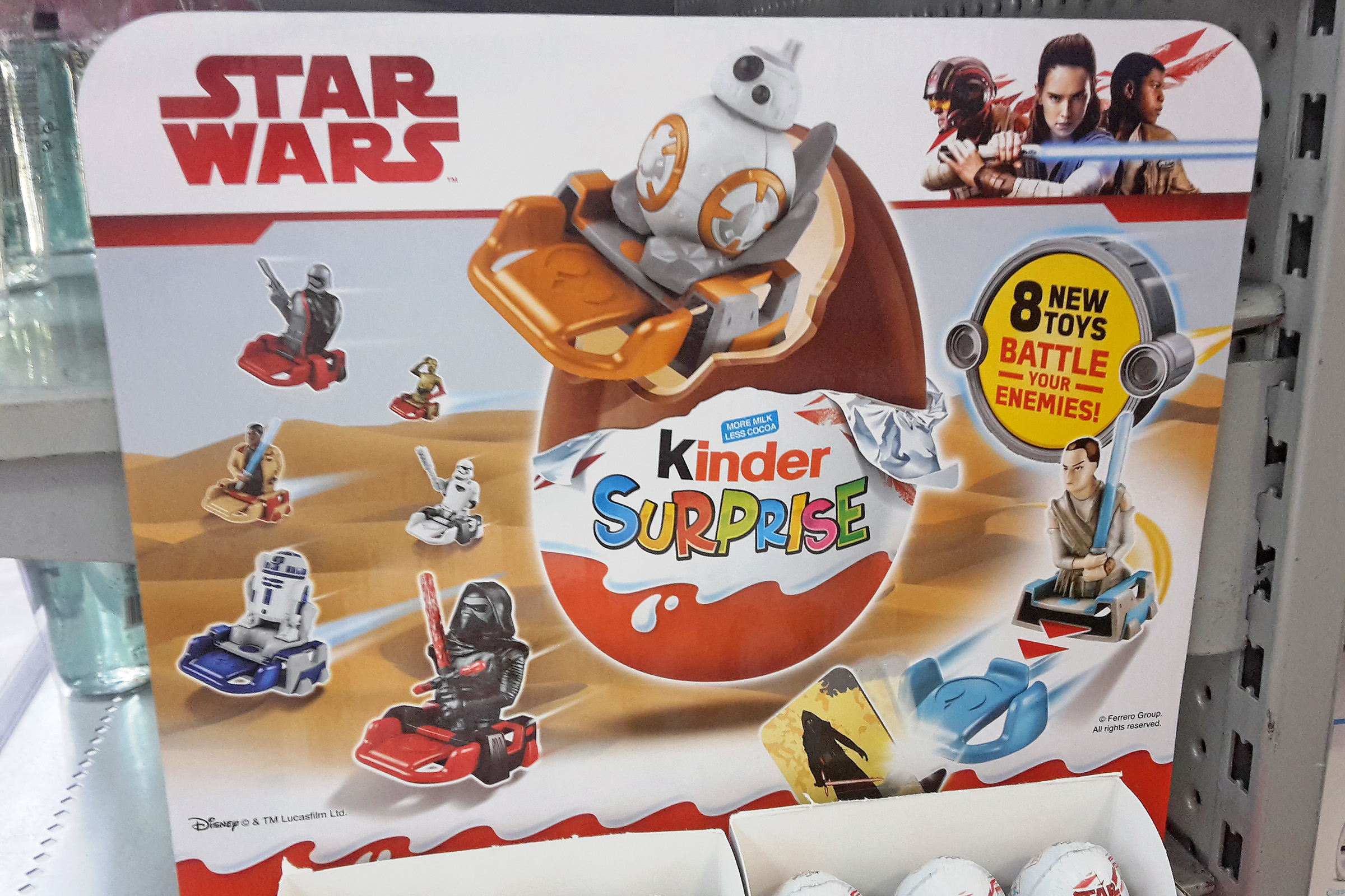 Kinder star. Коллекция Звёздные войны Киндер Джой. Коллекция игрушек Звездные войны Киндер Джой. Киндер сюрприз Star Wars. Киндер Джой Звездные войны 2019.