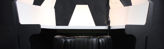 REGAL ROBOT – Meditation Chamber Desk