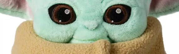 The Disney Store – Peluche de « The Child »