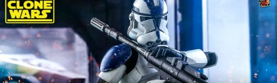HOT TOYS – 501st Battalion Clone Trooper Sixth Scale Figure Deluxe
