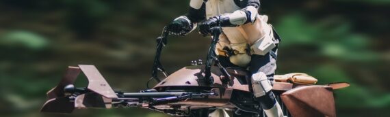 HOT TOYS – « Scout Trooper and Speeder Bike » en version de production
