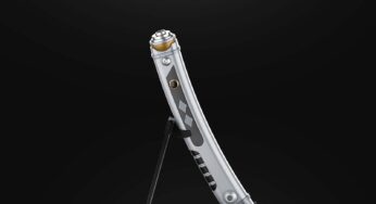HASBRO – Ahsoka Tano Force FX Elite Lightsaber