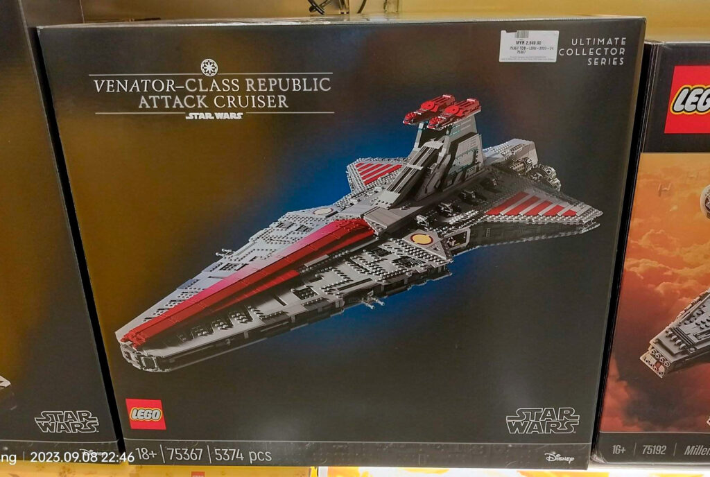 LEGO Star Wars 75367 Venator-Class Republic Attack Cruiser
