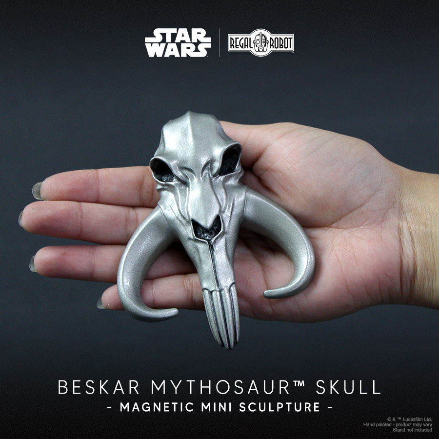 Regal Robot Mytosaur skull magnet