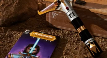 Shop Disney – Stellan Gios Legacy LIGHTSABER & Comic Book Set